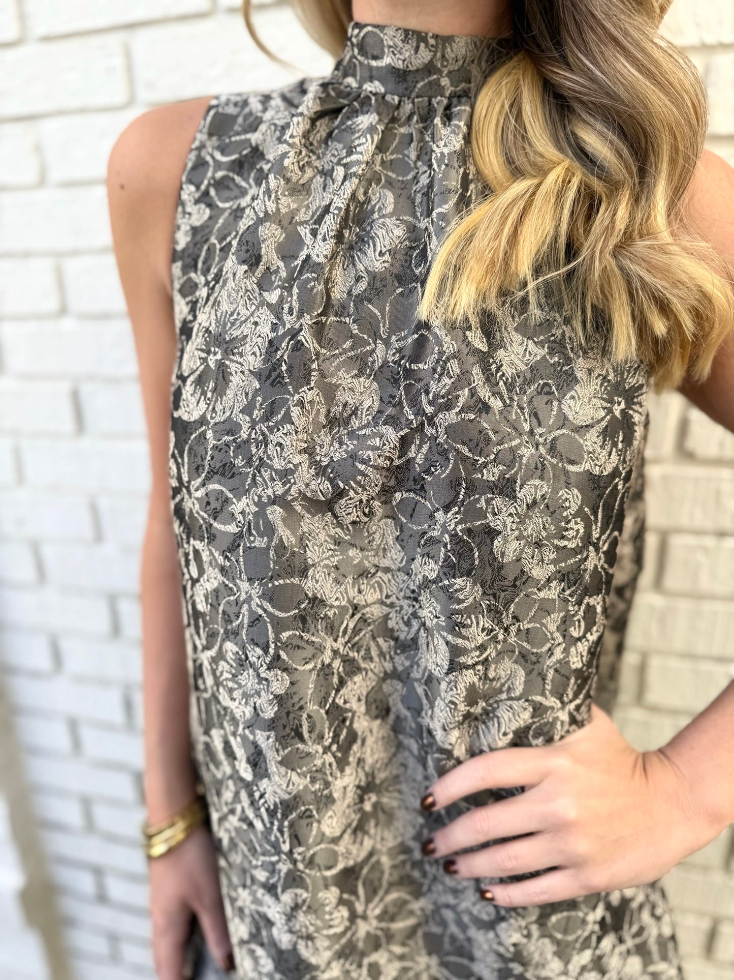 Floral Pattern Jacquard Dress
