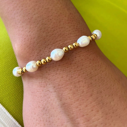 4mm Gold Bead with Pearls Clasp Bracelet - Private Gallery Boutique