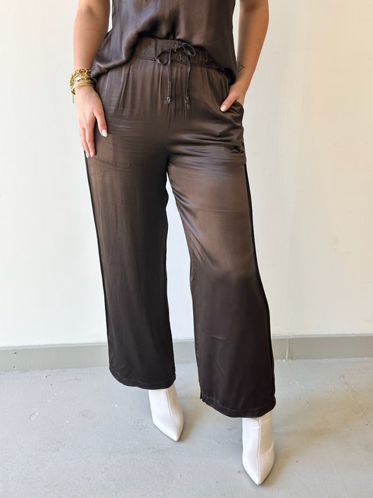Italian Silky Straight Leg Pants - Brown