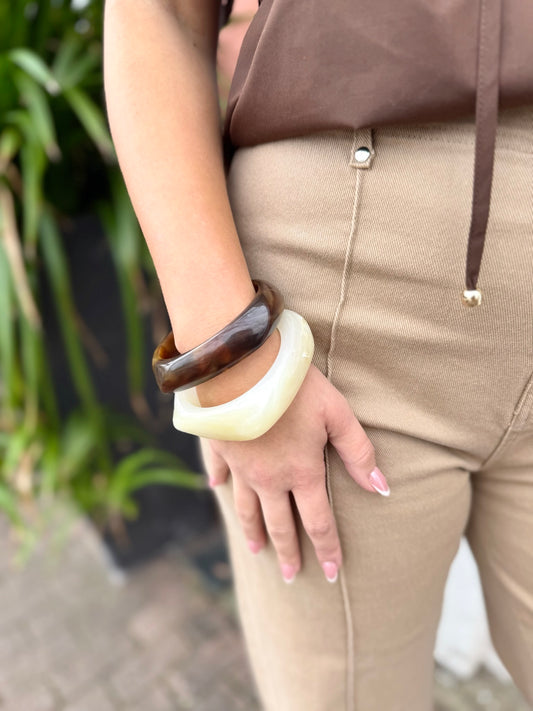 Evie Acrylic Bangle