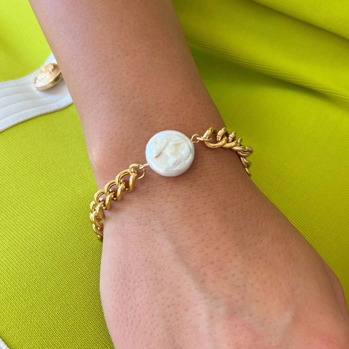 Gold Curb Chain with Coin Pearl Clasp Bracelet - Private Gallery Boutique