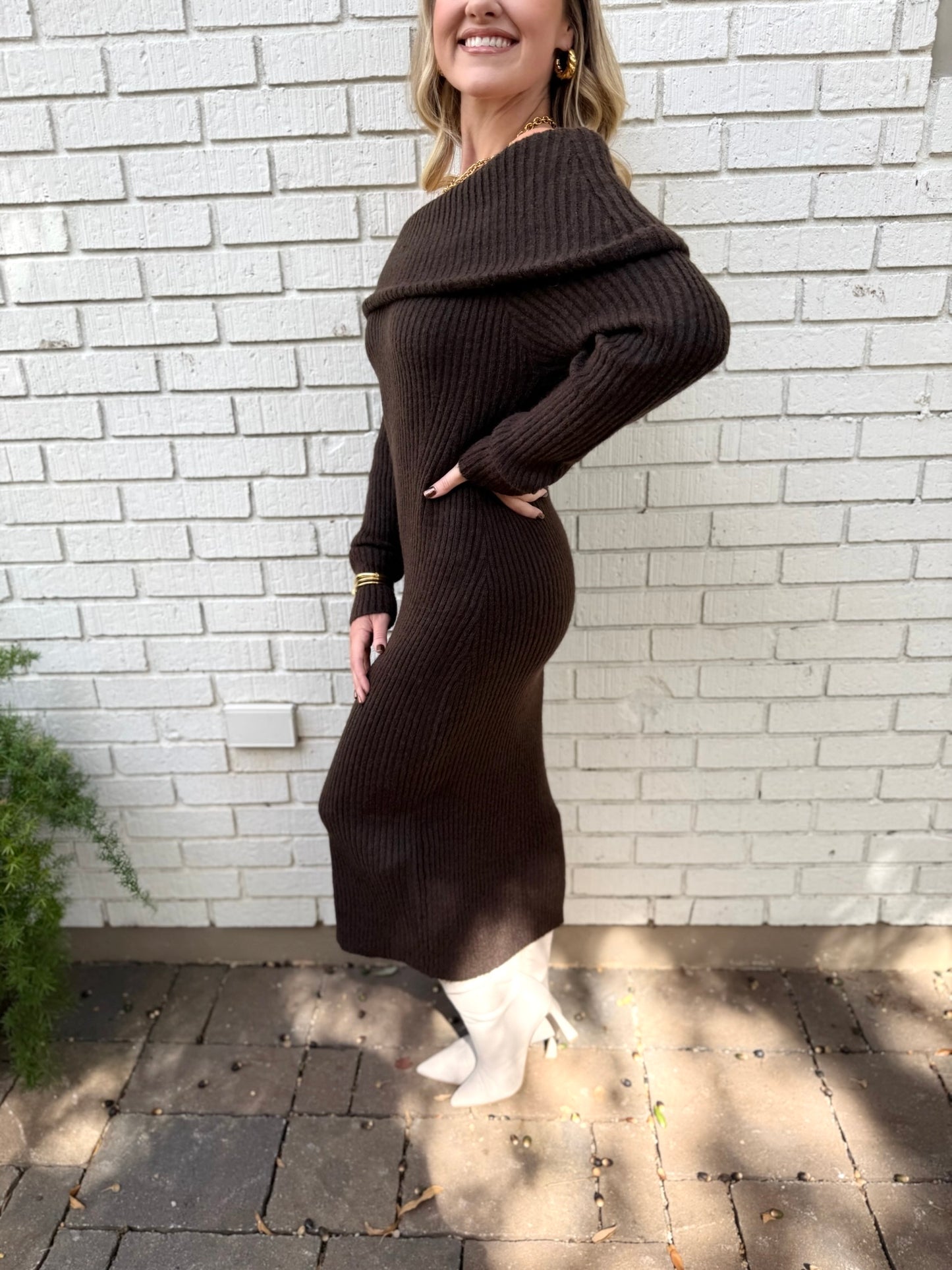 Off-Shoulder Knit Midi Dress - Brown