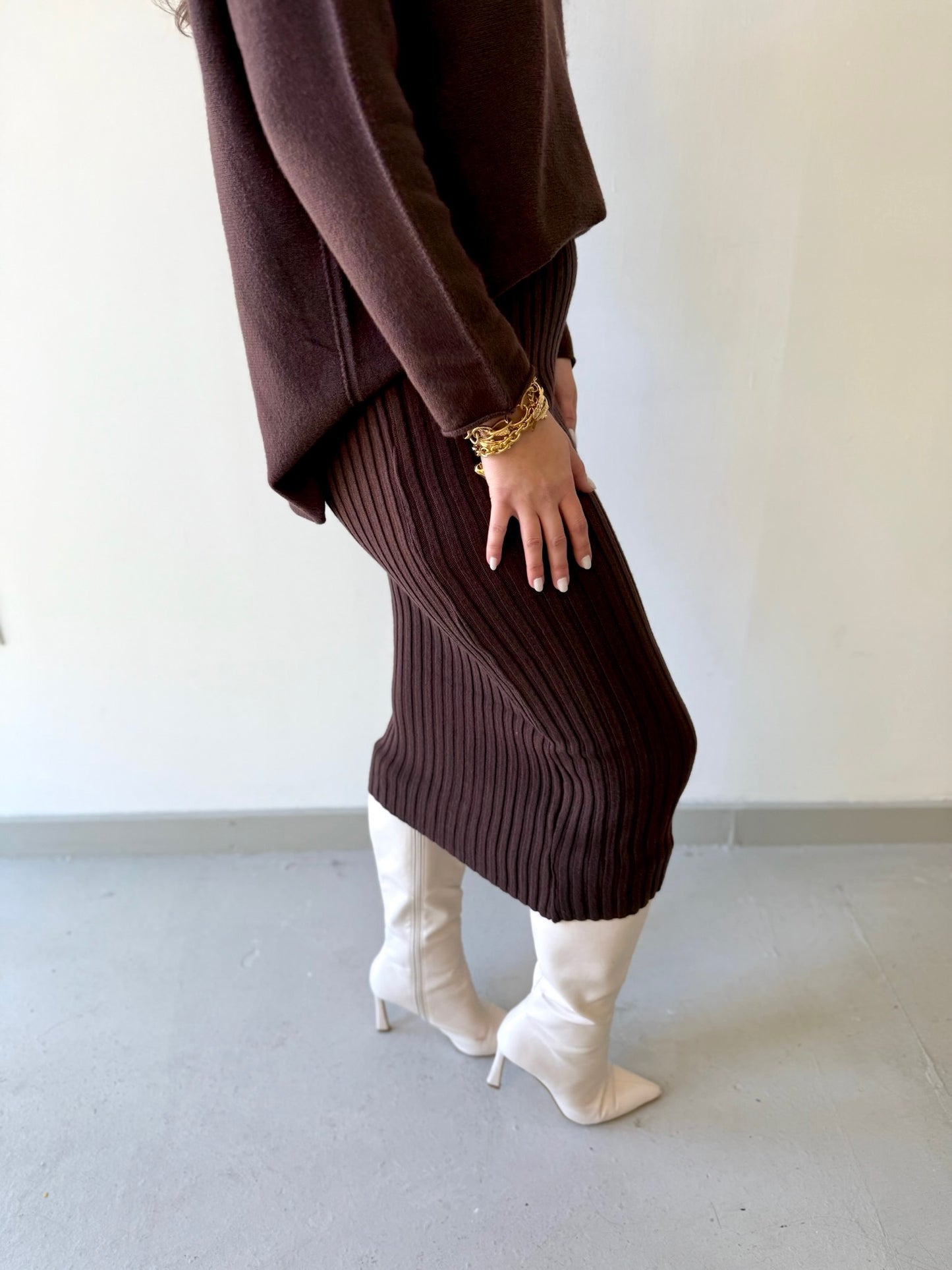 Italian Knit Ribbed Fitted Skirt - Brown
