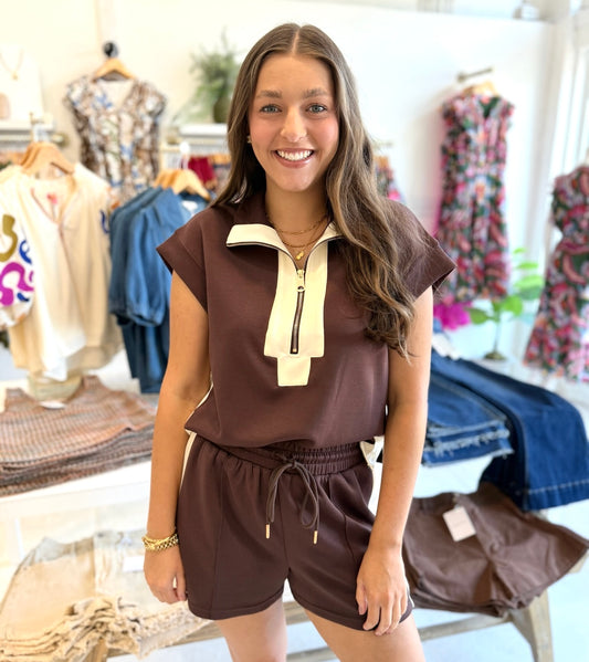 Sammy contrast accent top & Short Set