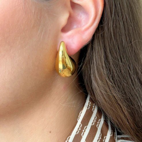 Gold Teardrop Earring - Private Gallery Boutique